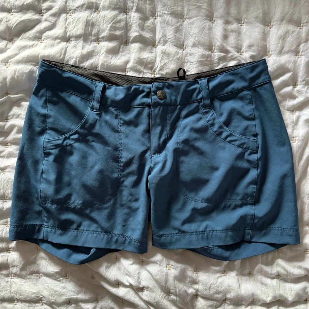 Patagonia Women's Blue Cargo Shorts